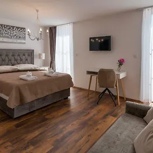 3* Penzion Sobe Galeb